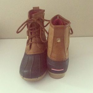Tommy Hilfiger boots. Size 7